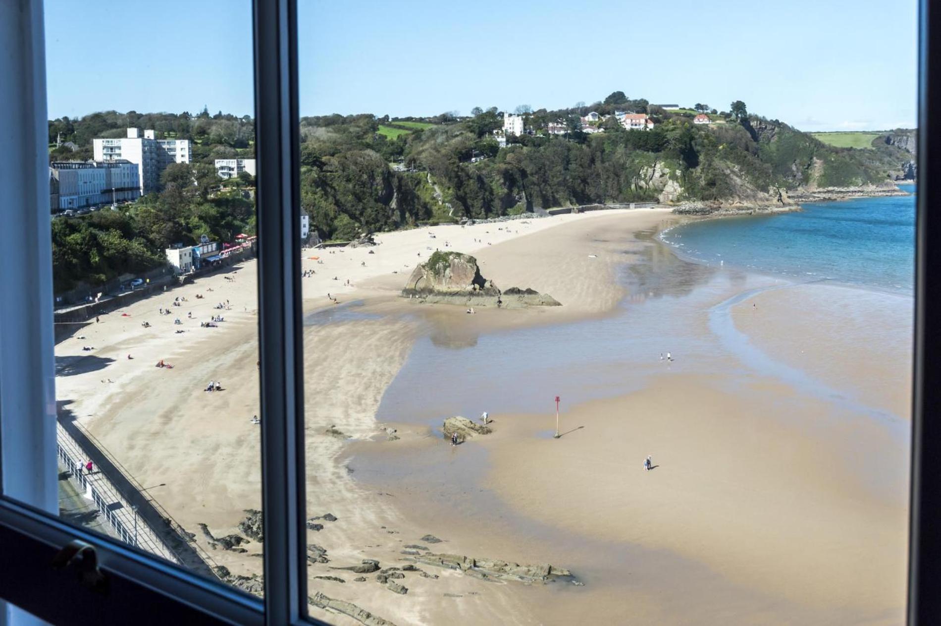 Lady Tenby - 2 Bedroom Apartment - Tenby Zewnętrze zdjęcie